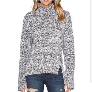 525 America Revolve Boucle Printed Tape Yarn Turtleneck Sweater Thumb Holes Med